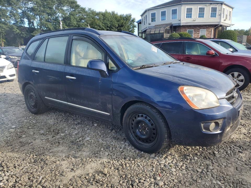 70124536 :رقم المزاد ، KNAFG526X77112436 vin ، 2007 Kia Rondo مزاد بيع
