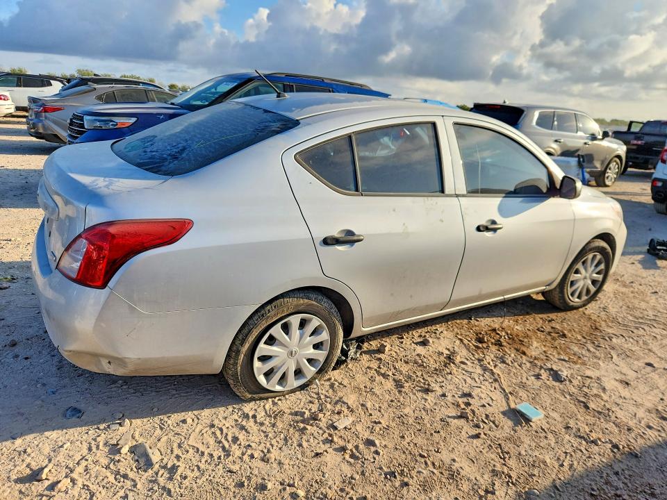 2014 Nissan Versa მანქანა იყიდება აუქციონზე, vin: 3N1CN7AP2EL854326, აუქციონის ნომერი: 71039456