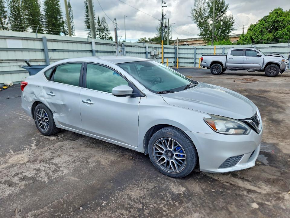 Продажа на аукционе авто 2016 Nissan Sentra, vin: 3N1AB7AP1GY217708, номер лота: 70084646