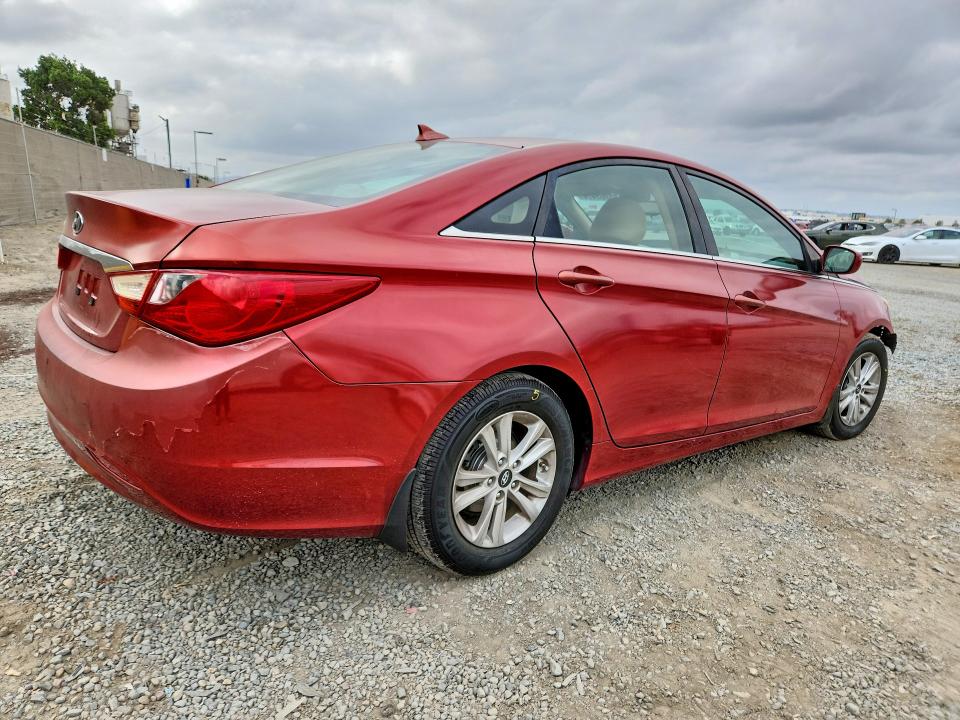 2012 Hyundai Sonata მანქანა იყიდება აუქციონზე, vin: 5NPEB4AC1CH415559, აუქციონის ნომერი: 65963476