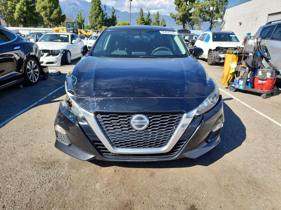 2019 Nissan Altima მანქანა იყიდება აუქციონზე, vin: 1N4BL4BVXKN312824, აუქციონის ნომერი: 69450246