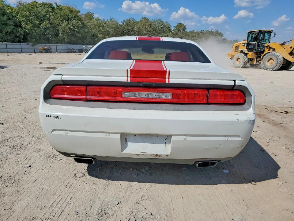 68427496 :رقم المزاد ، 2C3CDYAG5EH111954 vin ، 2014 Dodge Challenger مزاد بيع