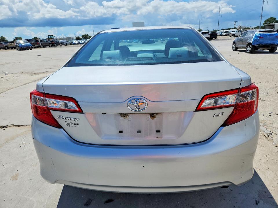 2014 Toyota Camry მანქანა იყიდება აუქციონზე, vin: 4T4BF1FK1ER385849, აუქციონის ნომერი: 67803036