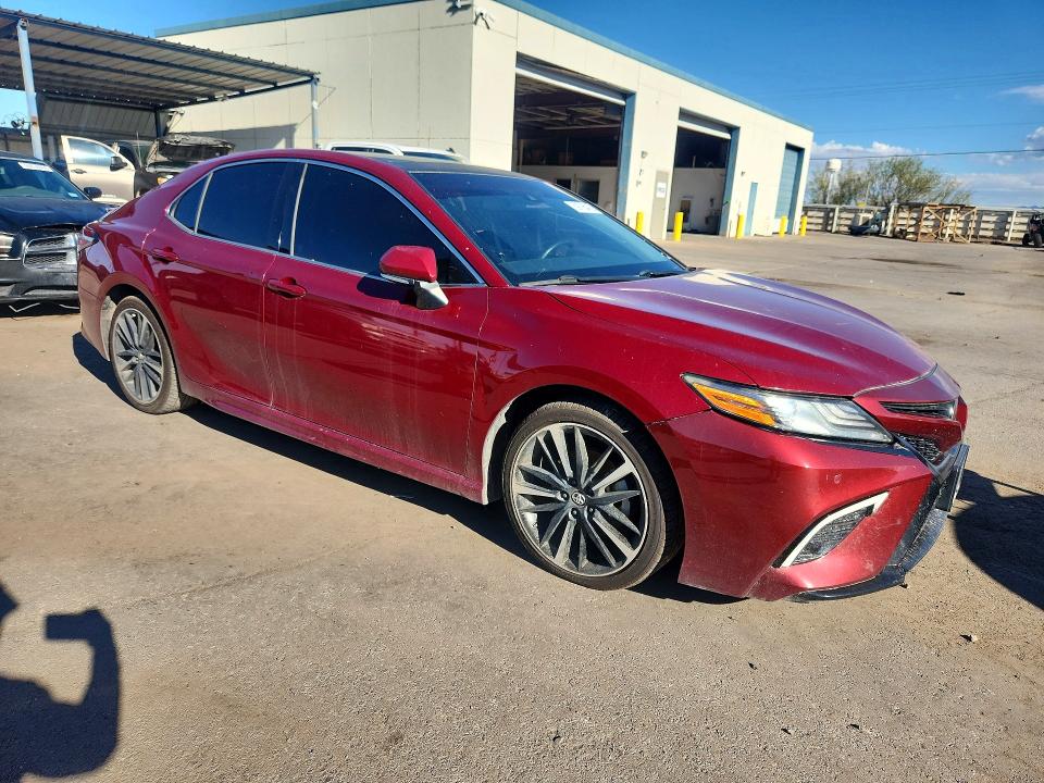 Продажа на аукционе авто 2018 Toyota Camry, vin: 4T1B61HK4JU566879, номер лота: 69795476
