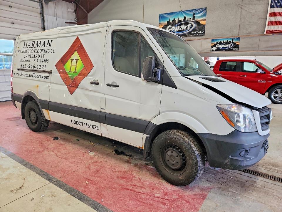 69010876 :رقم المزاد ، WD3PE7DD5GP293234 vin ، 2016 Mercedes-benz Sprinter مزاد بيع