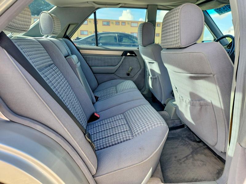 68991576 :رقم المزاد ، WDB1240231B517199 vin ، 1991 Mercedes-benz 300 D مزاد بيع