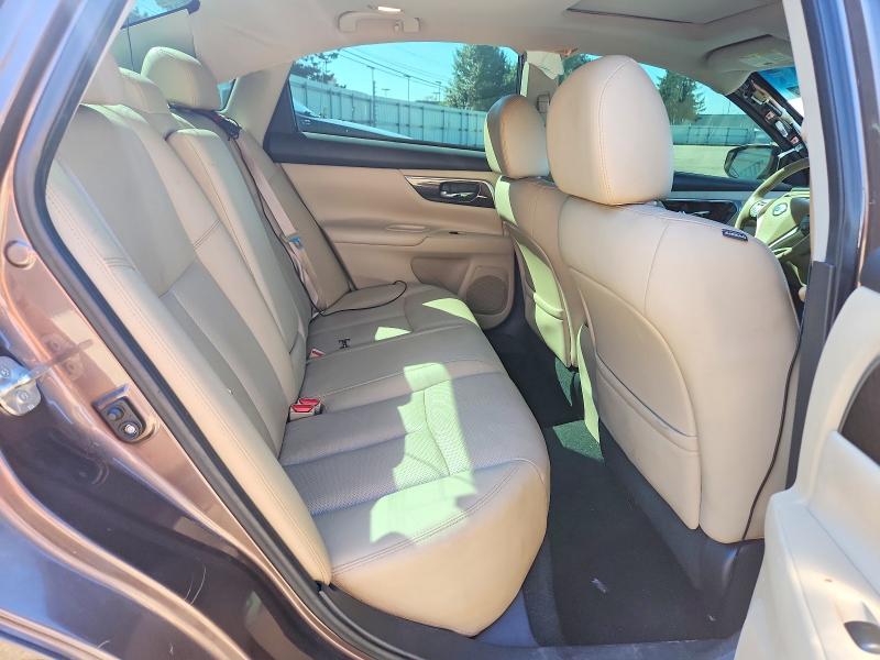 2015 Nissan Altima მანქანა იყიდება აუქციონზე, vin: 1N4BL3AP7FC162038, აუქციონის ნომერი: 70541876