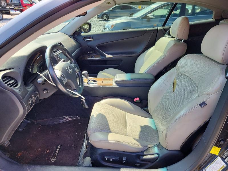 Продажа на аукционе авто 2011 Lexus Is 250c, vin: JTHFF2C2XB2520777, номер лота: 69215386
