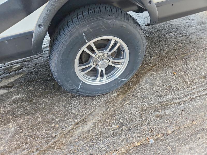 68342776 :رقم المزاد ، 4X4TPAT1XLN110672 vin ، 2020 Forest River Palomino مزاد بيع