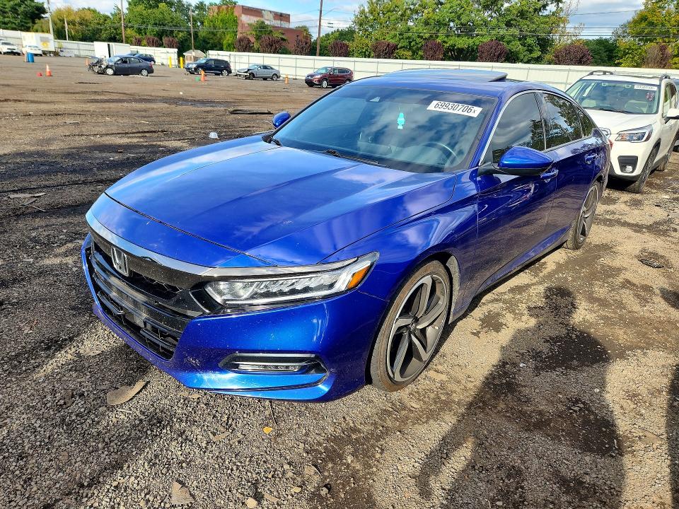 Продажа на аукционе авто 2018 Honda Accord, vin: 1HGCV2F38JA023857, номер лота: 69930706