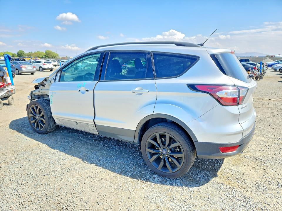 Продажа на аукционе авто 2018 Ford Escape, vin: 1FMCU0GD3JUB13926, номер лота: 70719636