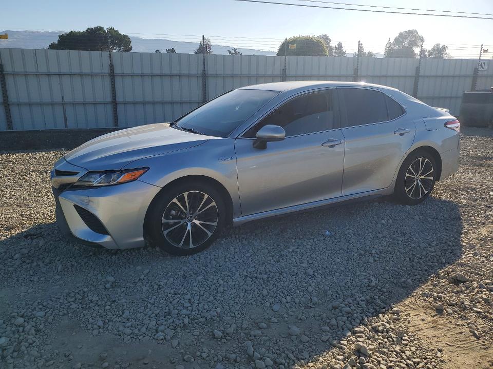 Продажа на аукционе авто 2020 Toyota Camry, vin: 4T1G31AKXLU011981, номер лота: 70314746