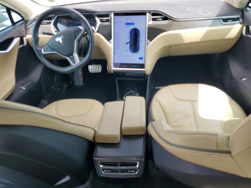 2013 Tesla Model S მანქანა იყიდება აუქციონზე, vin: 5YJSA1DP8DFP06935, აუქციონის ნომერი: 68047886