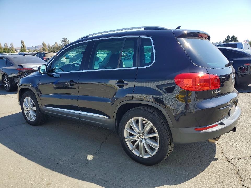 2013 Volkswagen Tiguan მანქანა იყიდება აუქციონზე, vin: WVGBV7AX5DW507599, აუქციონის ნომერი: 70158286