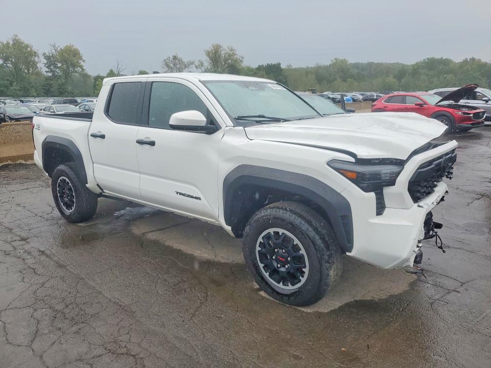 69741636 :رقم المزاد ، 3TMLB5JN8RM054980 vin ، 2024 Toyota Tacoma مزاد بيع