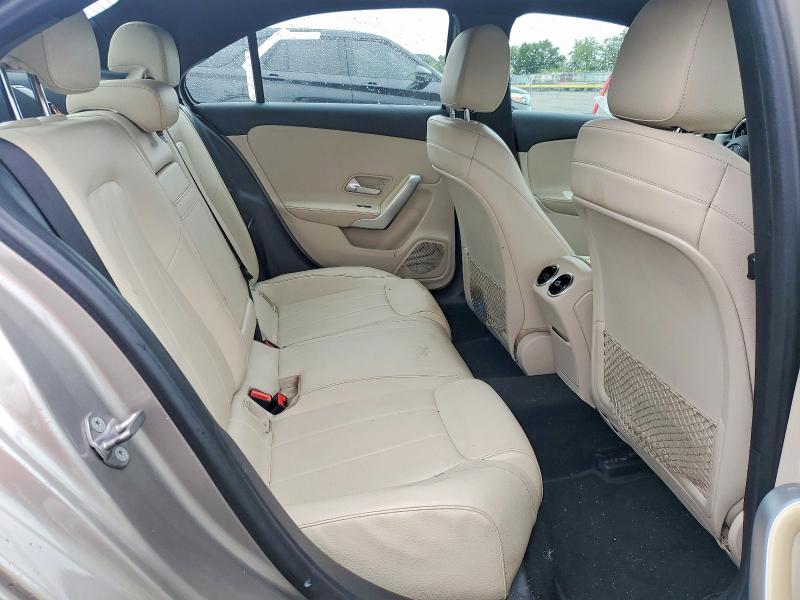 2019 Mercedes-benz A მანქანა იყიდება აუქციონზე, vin: WDD3G4FB6KW026553, აუქციონის ნომერი: 67177196