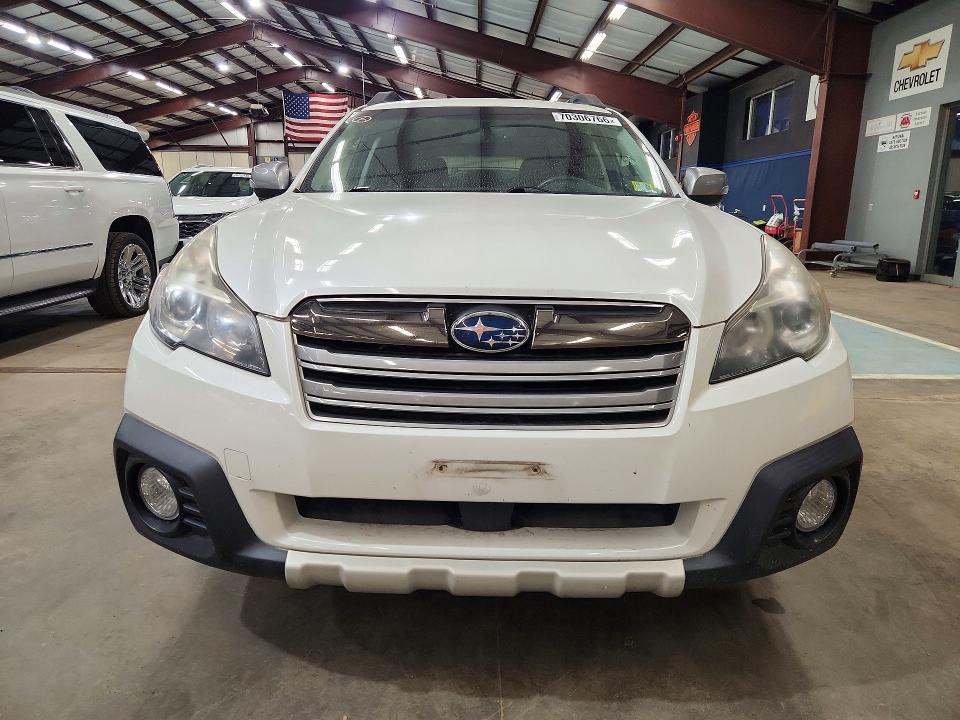 70306766 :رقم المزاد ، 4S4BRCSC4D3288712 vin ، 2013 Subaru Outback مزاد بيع