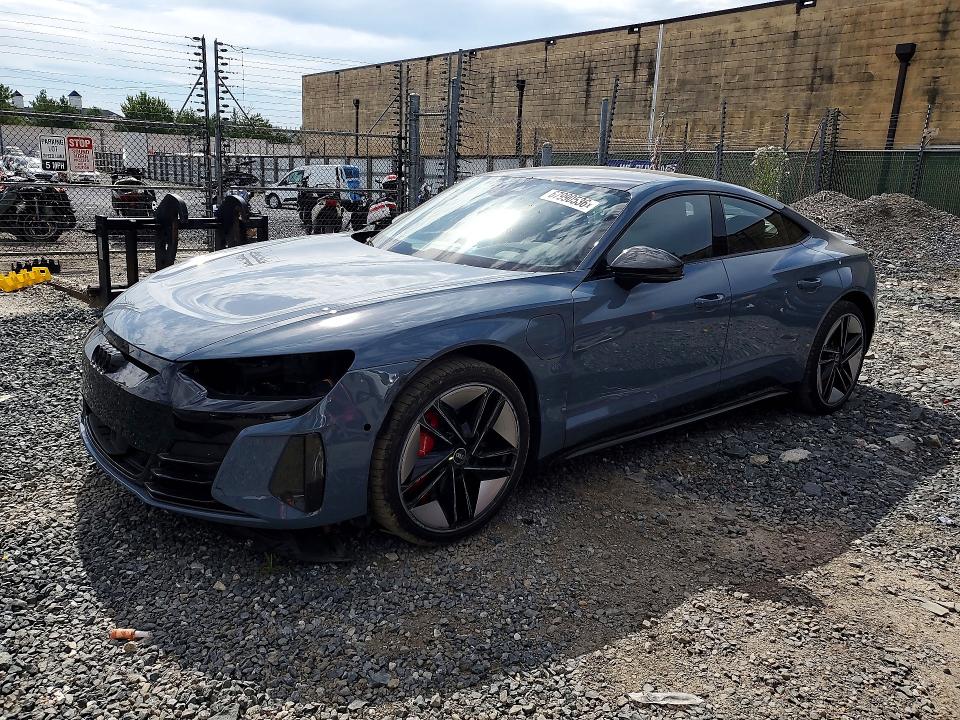 Продаж на аукціоні авто 2022 Audi Rs E-tron Gt, vin: WAUAHBFW1N7903287, номер лоту: 67990536