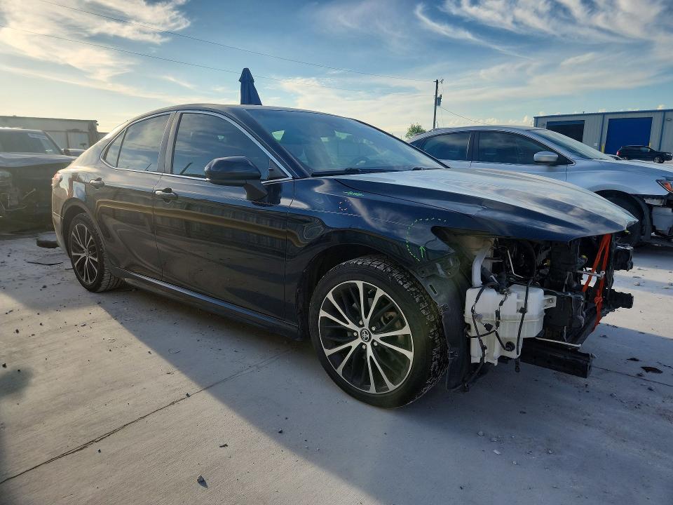 2019 Toyota Camry მანქანა იყიდება აუქციონზე, vin: 4T1B11HK9KU238907, აუქციონის ნომერი: 69230496