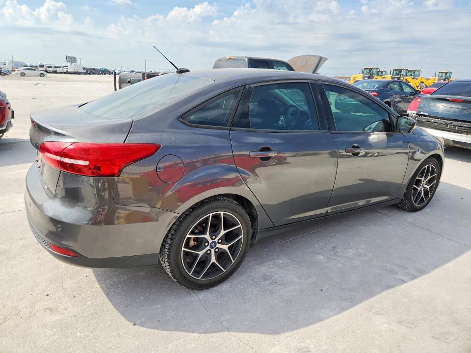 Продаж на аукціоні авто 2017 Ford Focus, vin: 1FADP3H28HL318856, номер лоту: 70792646
