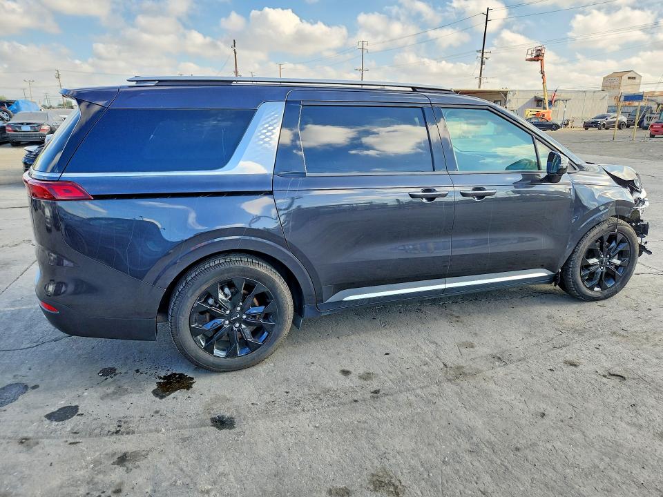 Продажа на аукционе авто 2024 Kia Carnival, vin: KNDNE5H37R6402479, номер лота: 68008696