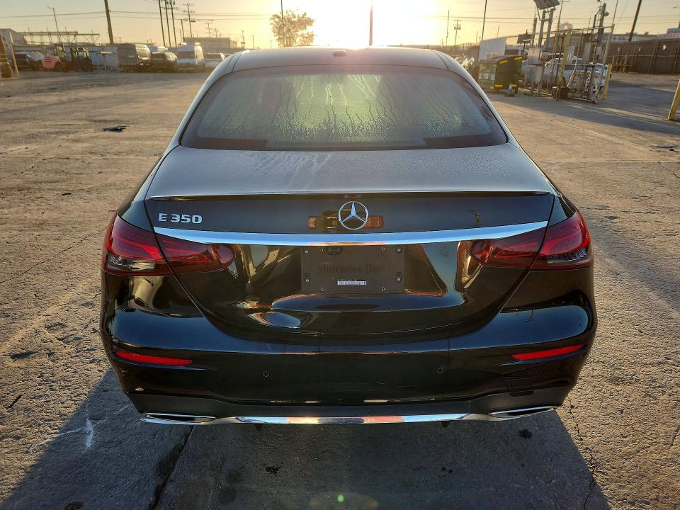 2021 Mercedes-benz E მანქანა იყიდება აუქციონზე, vin: W1KZF8DB7MA887182, აუქციონის ნომერი: 68670526