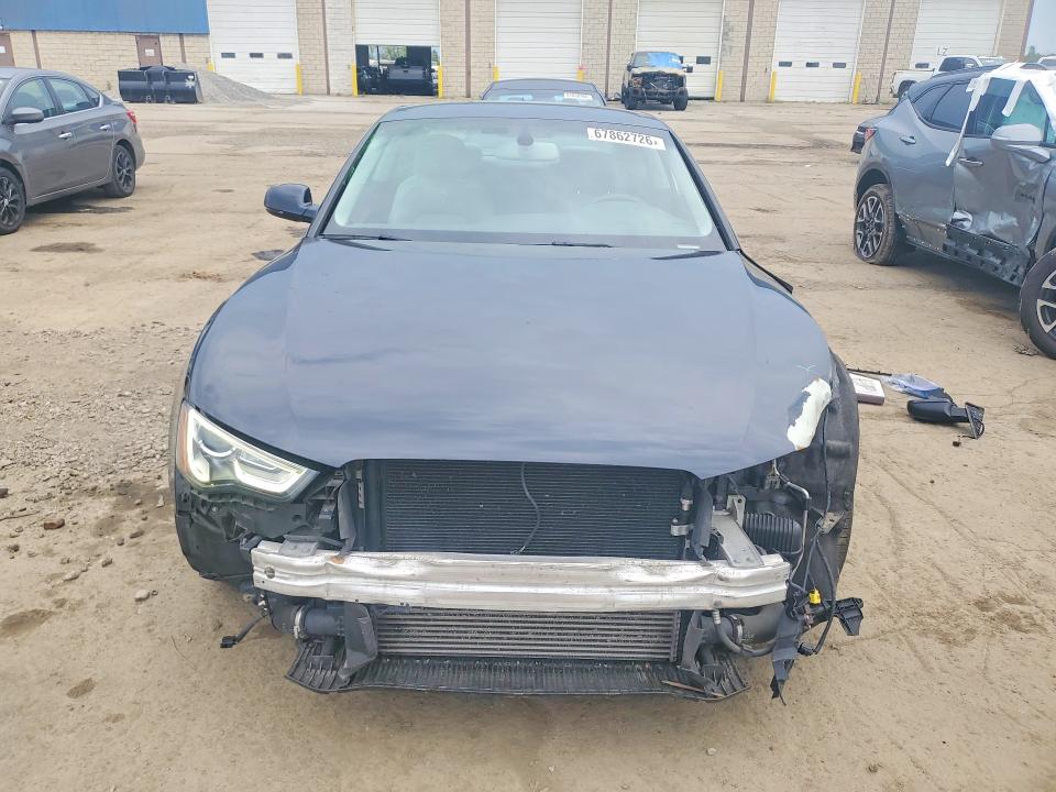 2014 Audi A5 მანქანა იყიდება აუქციონზე, vin: WAUCFAFR3EA047111, აუქციონის ნომერი: 67862726