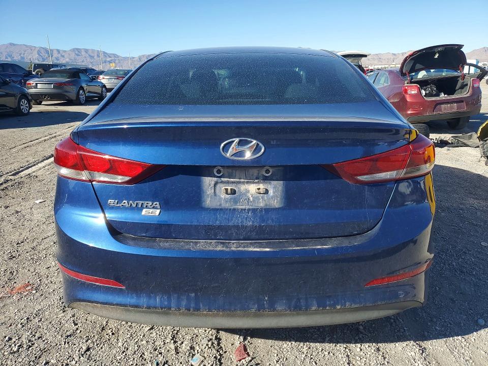 Продажа на аукционе авто 2018 Hyundai Elantra, vin: 5NPD74LF8JH255617, номер лота: 71208106