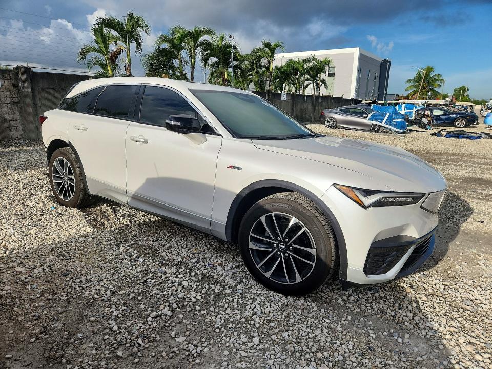 68216086 :رقم المزاد ، 4W5KHMRK0RZ515072 vin ، 2024 Acura Zdx مزاد بيع