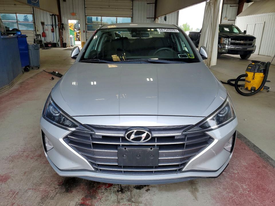 Продажа на аукционе авто 2019 Hyundai Elantra, vin: 5NPD84LF3KH451219, номер лота: 66750926