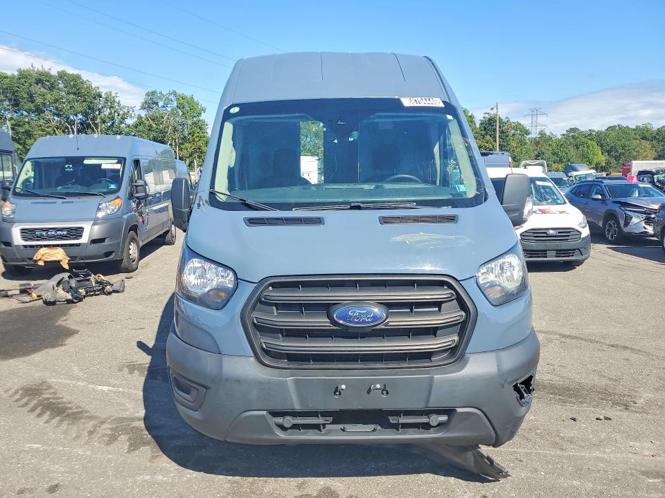 68704446 :رقم المزاد ، 1FTBR3X84LKB28018 vin ، 2020 Ford Transit مزاد بيع