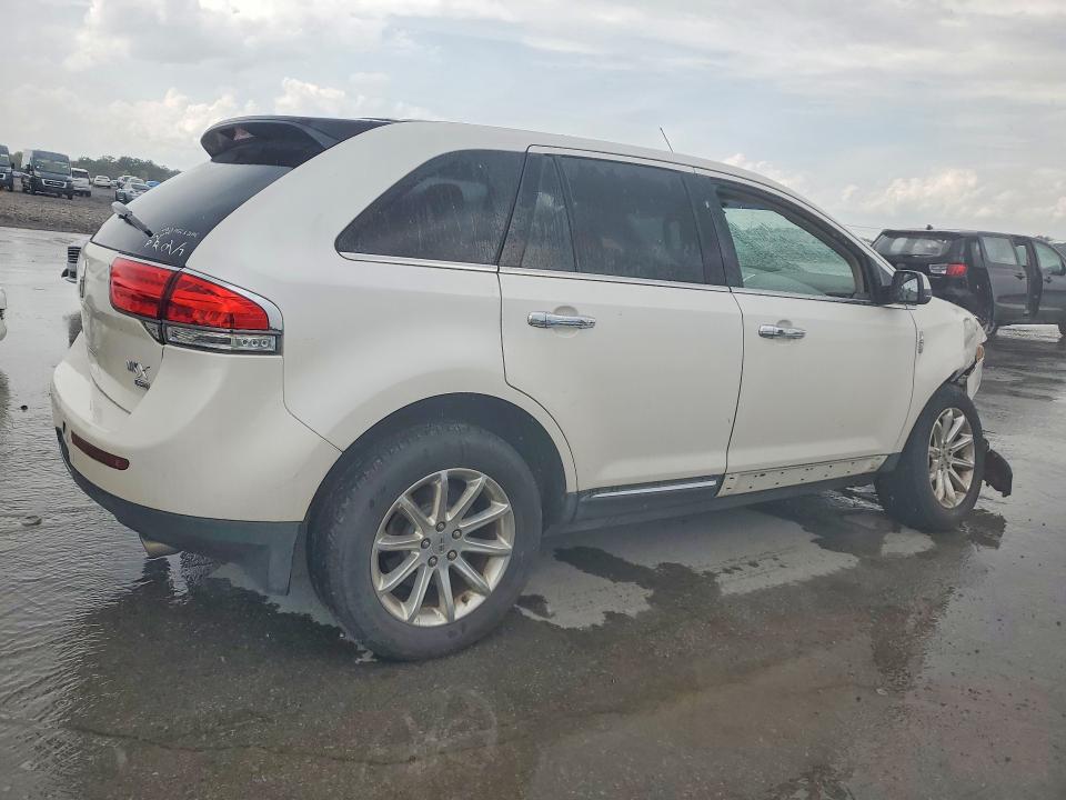 Продажа на аукционе авто 2012 Lincoln Mkx, vin: 2LMDJ8JK6CBL03395, номер лота: 68103016