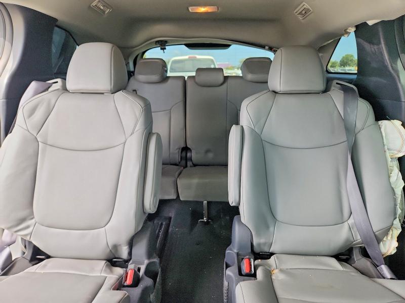68699496 :رقم المزاد ، 5TDJSKFC1SS161811 vin ، 2025 Toyota Sienna مزاد بيع