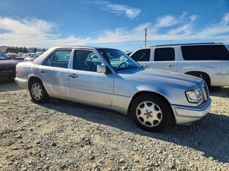 Продаж на аукціоні авто 1995 Mercedes-benz E, vin: WDBEA32E8SC224081, номер лоту: 68188616