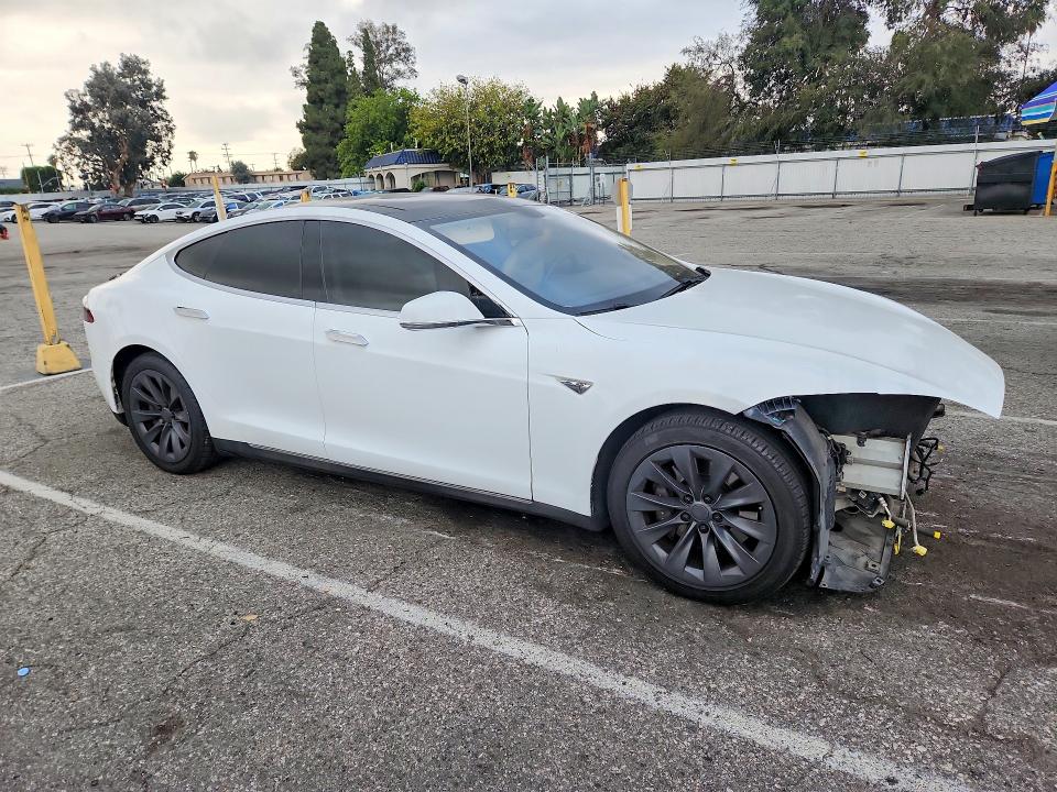 Продаж на аукціоні авто 2013 Tesla Model S, vin: 5YJSA1CN3DFP16921, номер лоту: 69101626