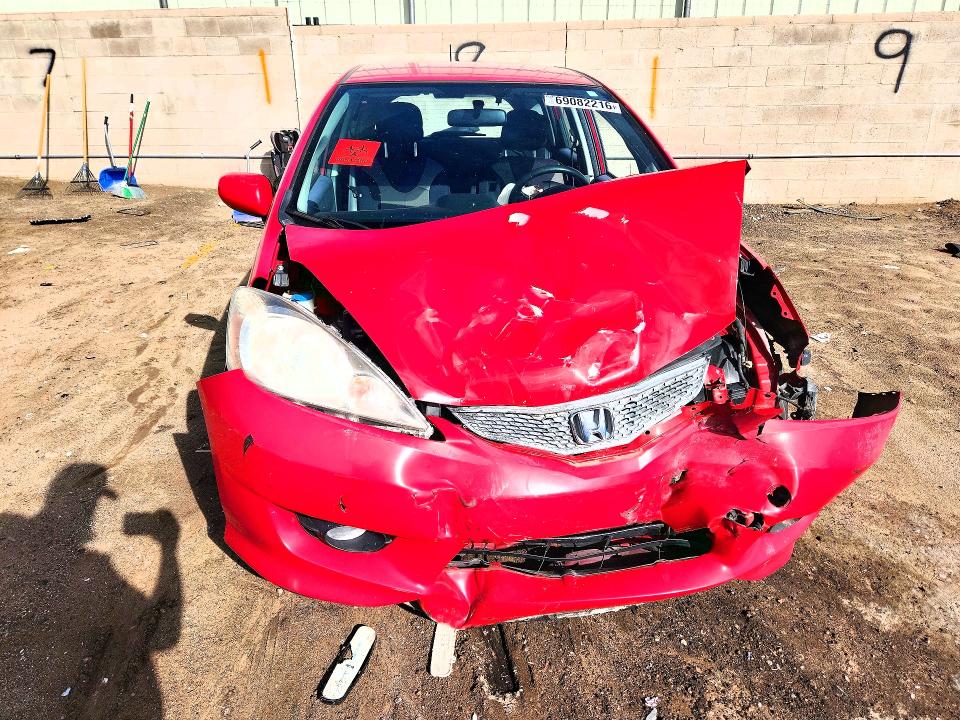 Продаж на аукціоні авто 2010 Honda Fit, vin: JHMGE8H49AC006710, номер лоту: 69082216