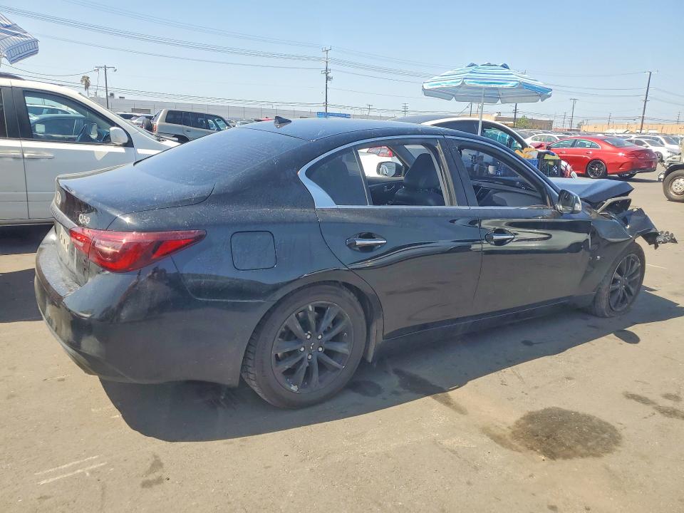 68687566 :رقم المزاد ، JN1EV7AP1LM208710 vin ، 2020 Infiniti Q50 مزاد بيع