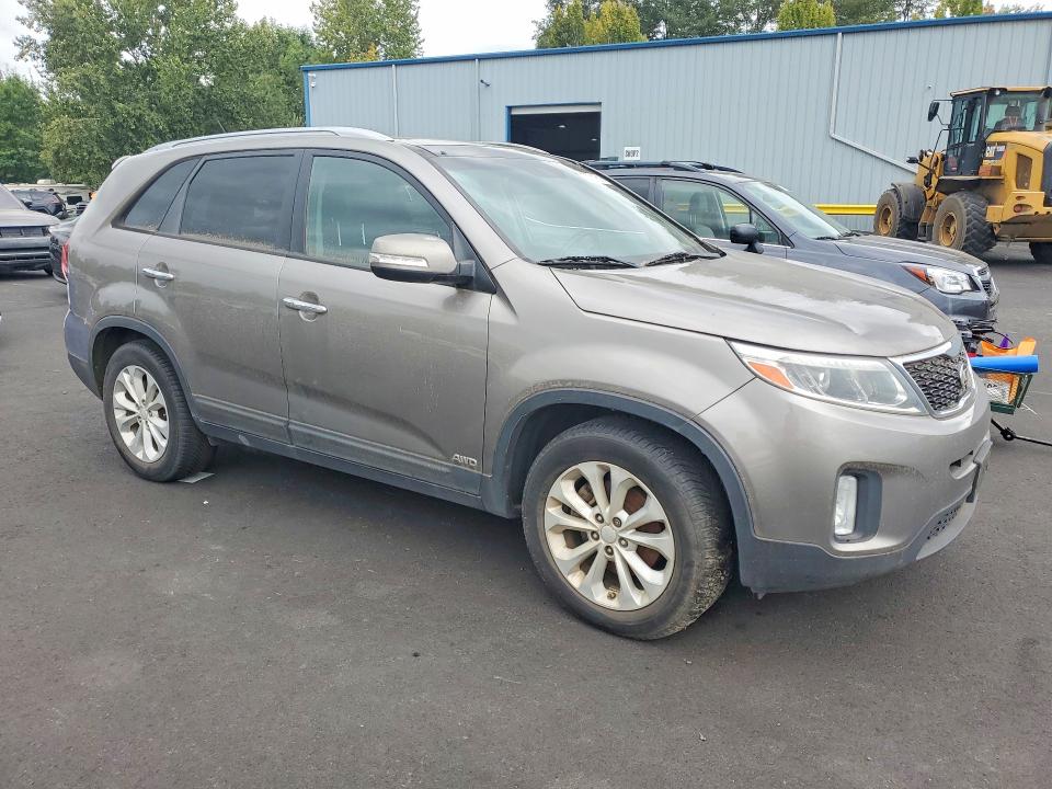 Auction sale of the 2015 Kia Sorento, vin: 5XYKUDA72FG628340, lot number: 67711616