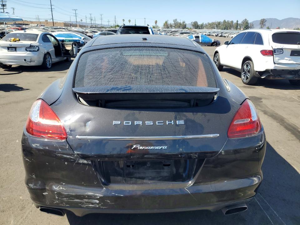 2011 Porsche Panamera მანქანა იყიდება აუქციონზე, vin: WP0AA2A75BL014857, აუქციონის ნომერი: 70903136