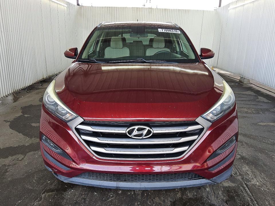 2016 Hyundai Tucson მანქანა იყიდება აუქციონზე, vin: KM8J33A42GU062643, აუქციონის ნომერი: 71098316
