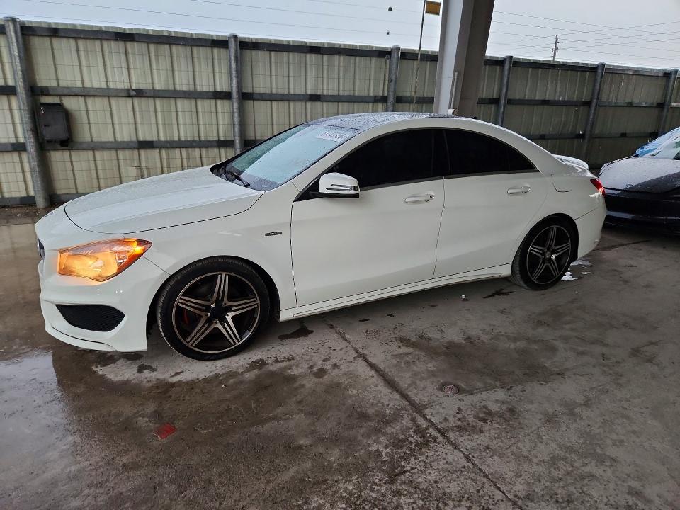 Продажа на аукционе авто 2016 Mercedes-benz Cla, vin: WDDSJ4EB5GN331375, номер лота: 67749356
