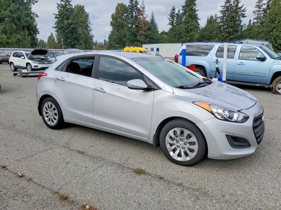 Продажа на аукционе авто 2017 Hyundai Elantra Gt, vin: KMHD35LH4HU383187, номер лота: 68868296
