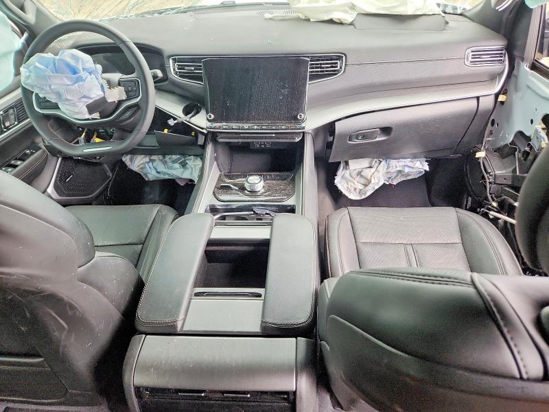 67862156 :رقم المزاد ، 1C4SJSBP8SS523799 vin ، 2025 Jeep Wagoneer مزاد بيع