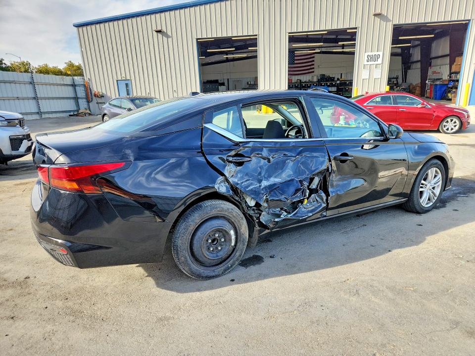 70508046 :رقم المزاد ، 1N4BL4DV3TN353505 vin ، 2026 Nissan Altima مزاد بيع