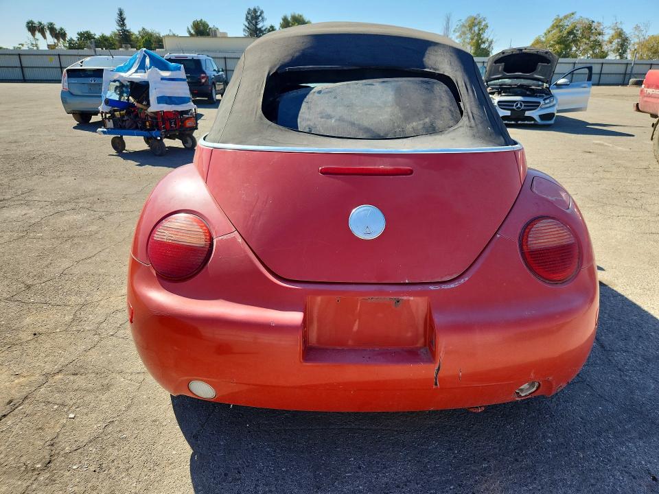 71443976 :رقم المزاد ، 3VWCM31Y24M316555 vin ، 2004 Volkswagen New Beetle مزاد بيع