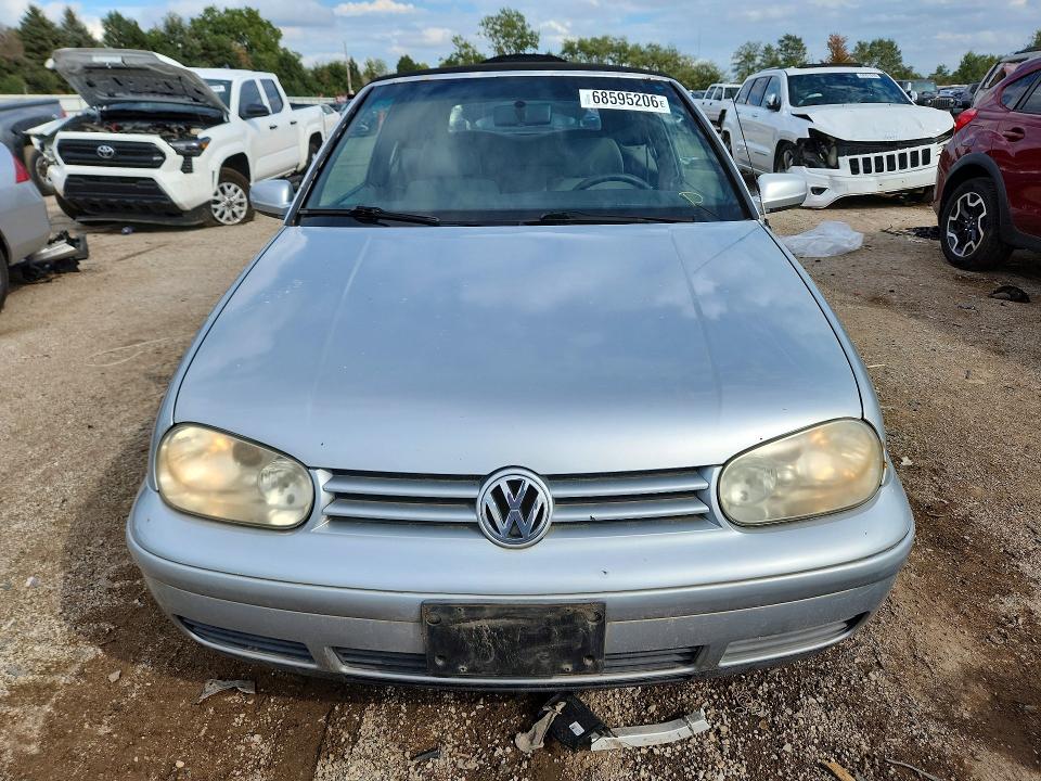 68595206 :رقم المزاد ، 3VWCC21V12M814133 vin ، 2002 Volkswagen Cabrio مزاد بيع