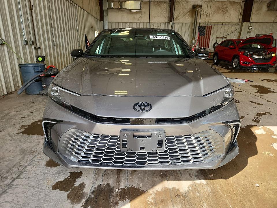 Продажа на аукционе авто 2026 Toyota Camry, vin: 4T1DBADK7TU542749, номер лота: 69758136