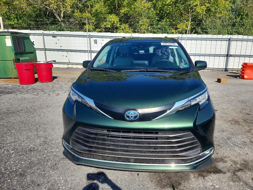 Продажа на аукционе авто 2021 Toyota Sienna, vin: 5TDJRKEC7MS025005, номер лота: 69239576