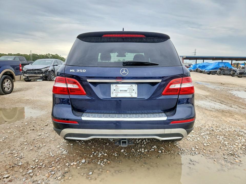 2014 Mercedes-benz Ml მანქანა იყიდება აუქციონზე, vin: 4JGDA5JB2EA324236, აუქციონის ნომერი: 67114156