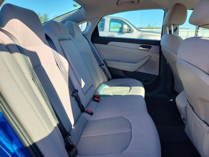 2018 Hyundai Sonata მანქანა იყიდება აუქციონზე, vin: 5NPE34AFXJH627669, აუქციონის ნომერი: 70692036